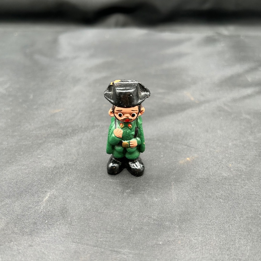 Vintage Spanish Mud People Soldier Figurine‎ Hand Painted Green Uniform Military